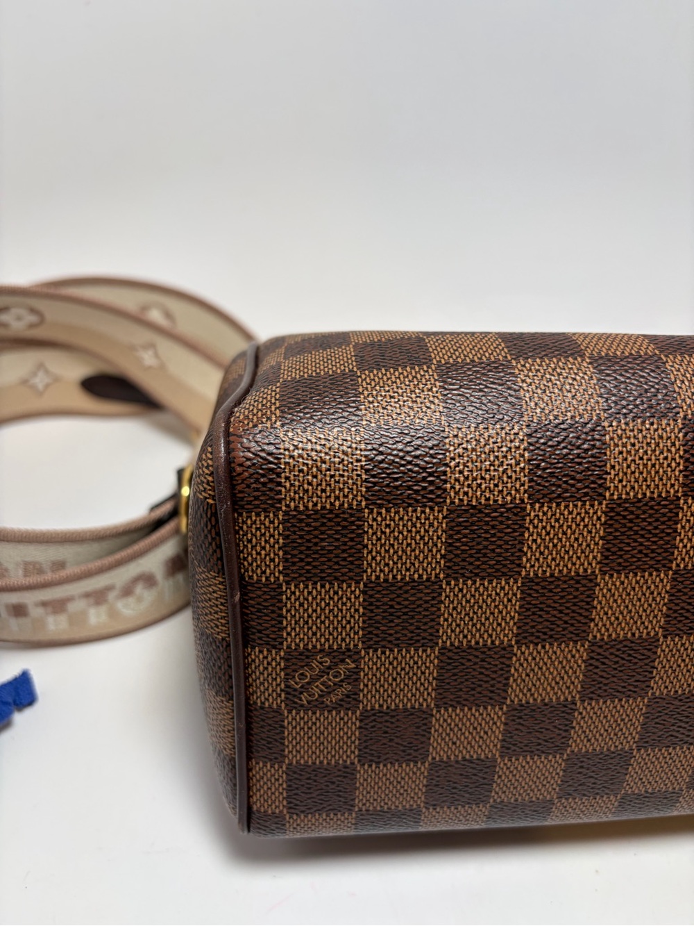 SOLD Louis Vuitton Speedy 20 Bandouliere Damier Ebene w/COA, dust bag & box - Picture 14 of 16